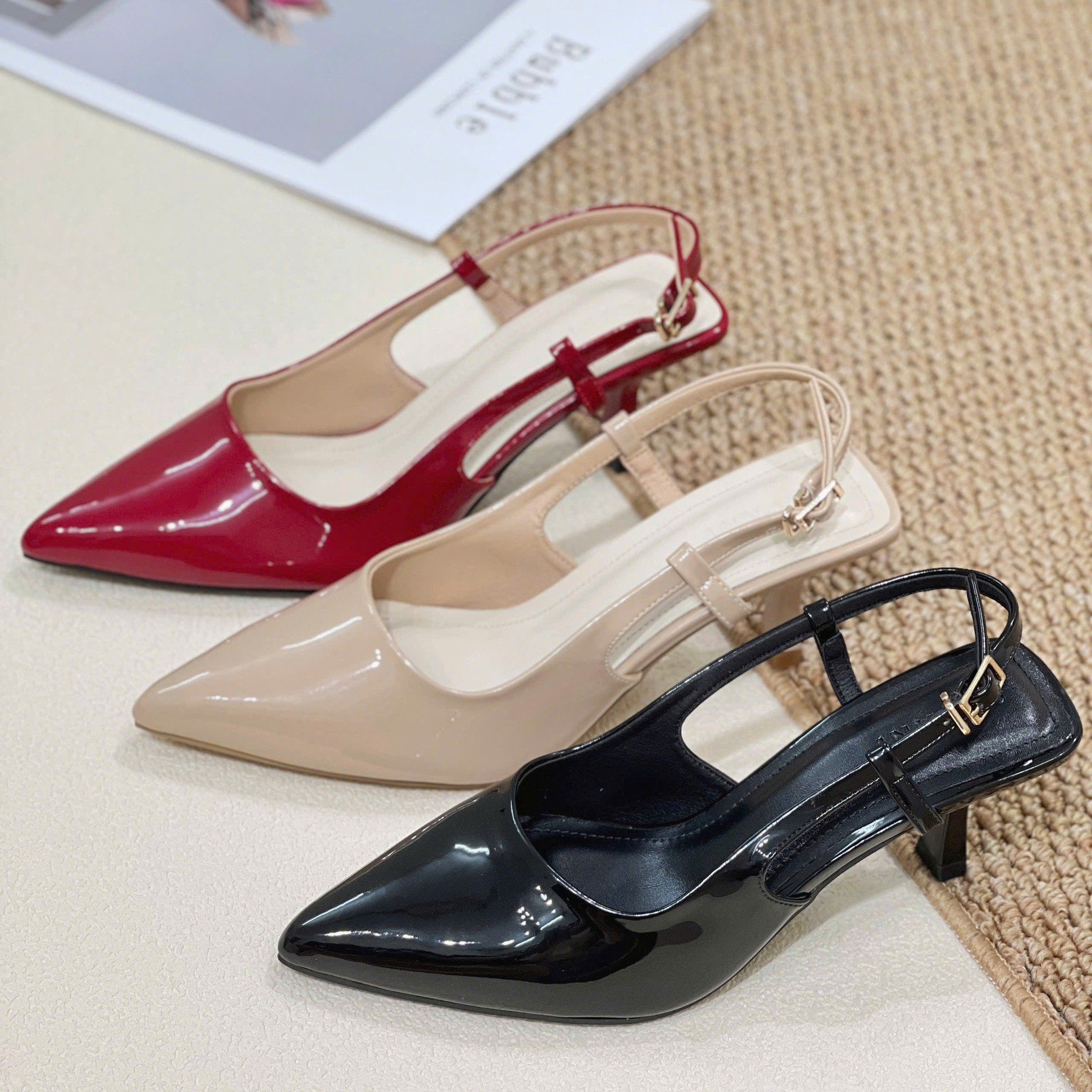 Cao gót 7cm gót nhỏ mũi nhọn liền hậu hở khóa - MS: C7-75017