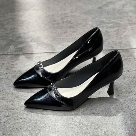  Cao gót 7cm gót vuông nhỏ mũi nhọn khoét giữa gắn khóa cài - MS: C7-10028 