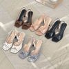 Sandal 7cm gót vuông nhỏ mũi vuông quai khuyết giữa gắn nơ nối eo hậu thun - MS: S7-85005