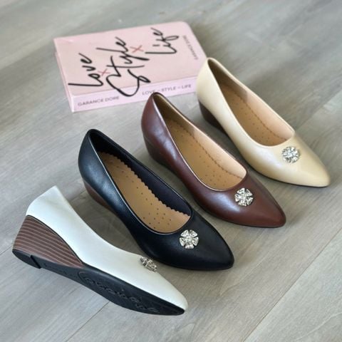  Búp bê đế xuồng mũi nhọn gắn khóa bông - MS: BDX-63001 