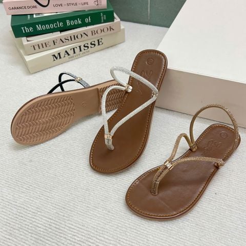  Sandal mũi tròn quai đá kẹp ngón phối khóa - MS: SX-63015 