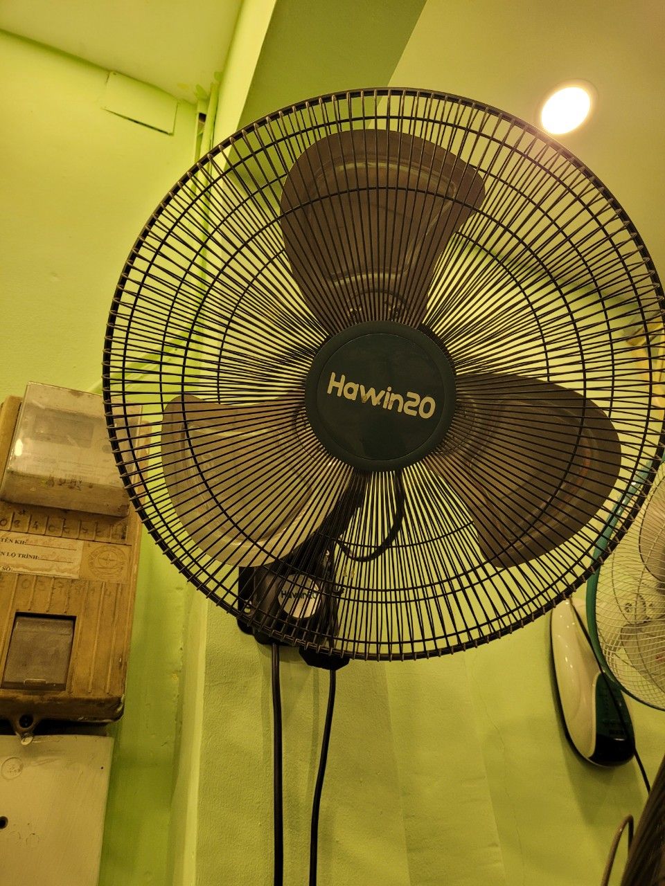 [Hỏa tốc] Quạt treo công nghiệp Hawin20 HW20-50SM - 160w ( cánh vàng )