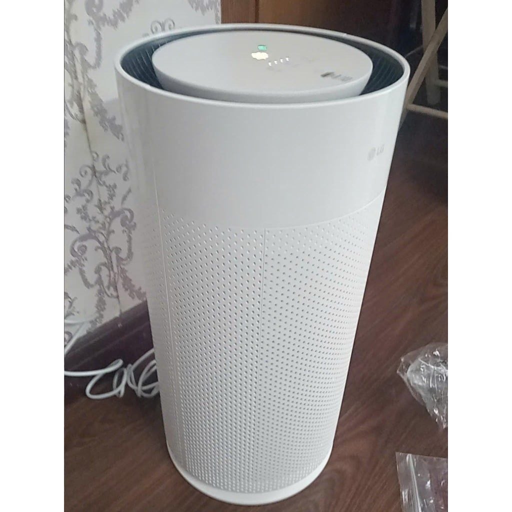 Máy lọc không khí LG PuriCare Aero Hit màu trắng AS35GGW10.ABAE