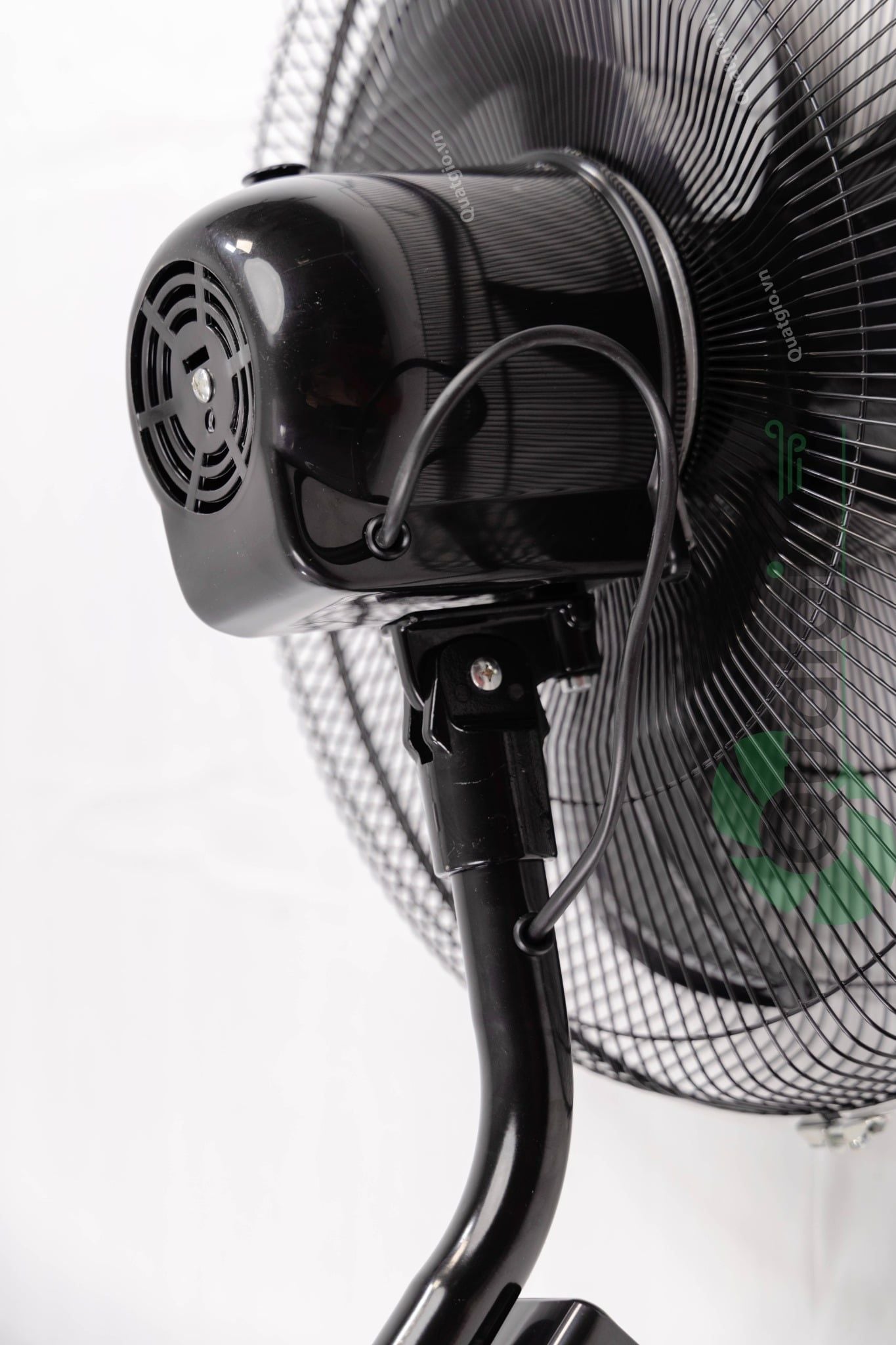QUẠT TREO CÔNG NGHIỆP CHINGHAI W20B SẢI CÁNH 50CM-132W