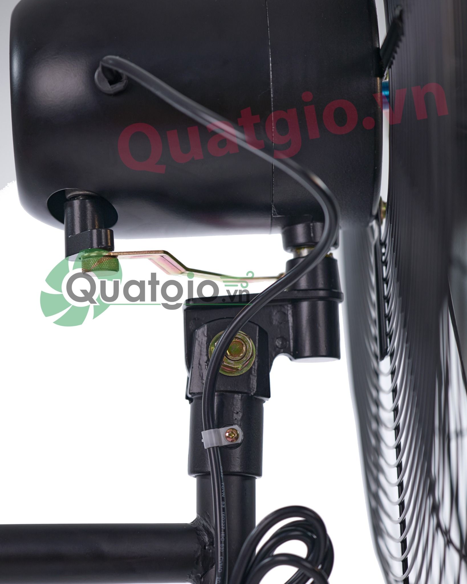 Quạt treo công nghiệp SuperWin SPW600-TW - 170W - Nút vặn