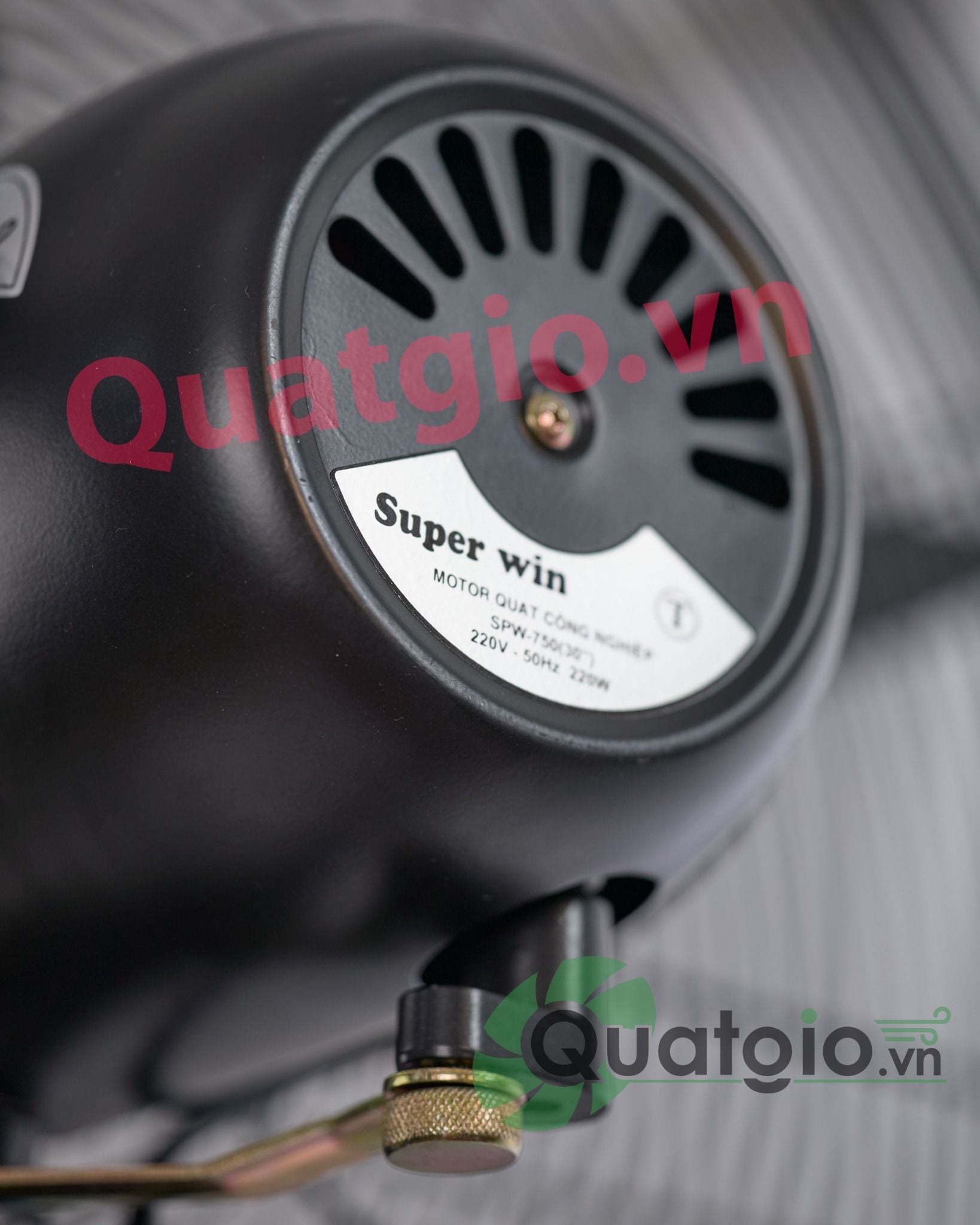 Quạt treo công nghiệp SuperWin SPW750-TW - 220w