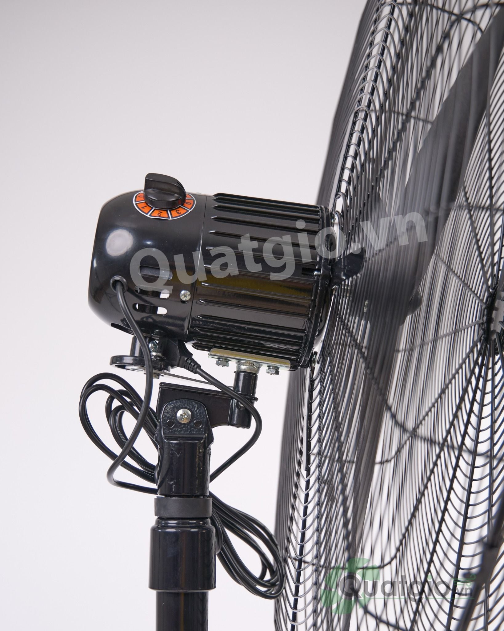 Quạt đứng công nghiệp ChingHai HS24-ĐN3Đ (140w)