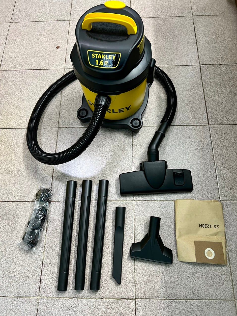 Máy hút bụi Stanley SL19128PA - 9Lit - 2 chức năng hút khô/ướt