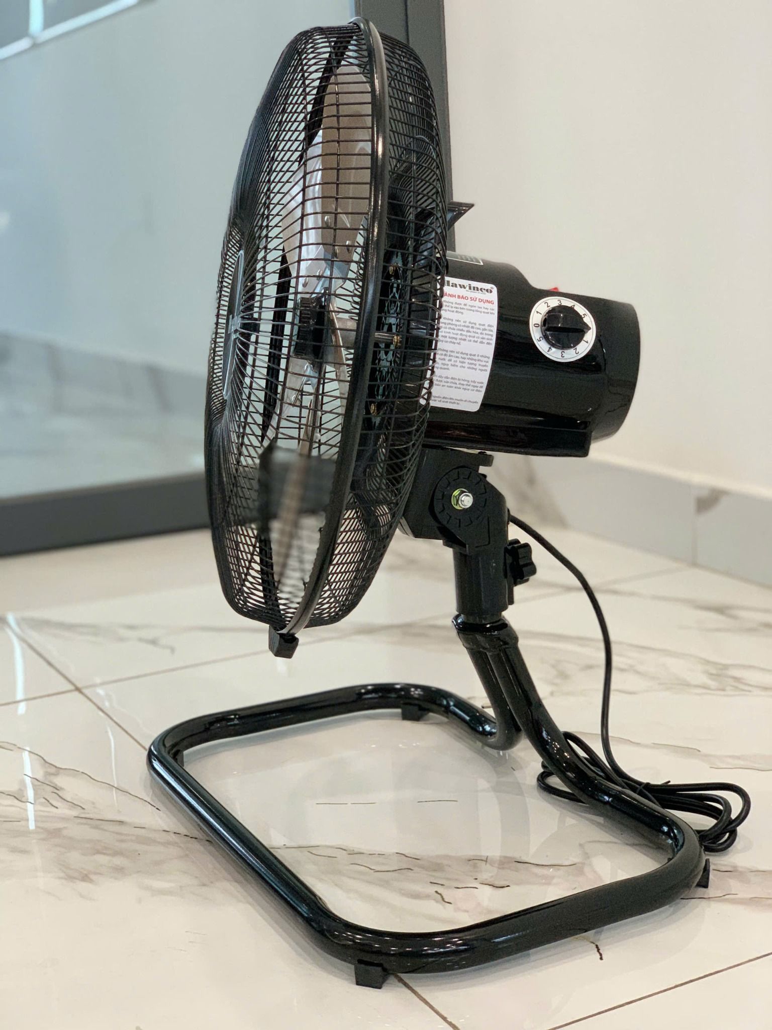 Quạt sàn dân dụng Hawinco HFE-40 - 70W