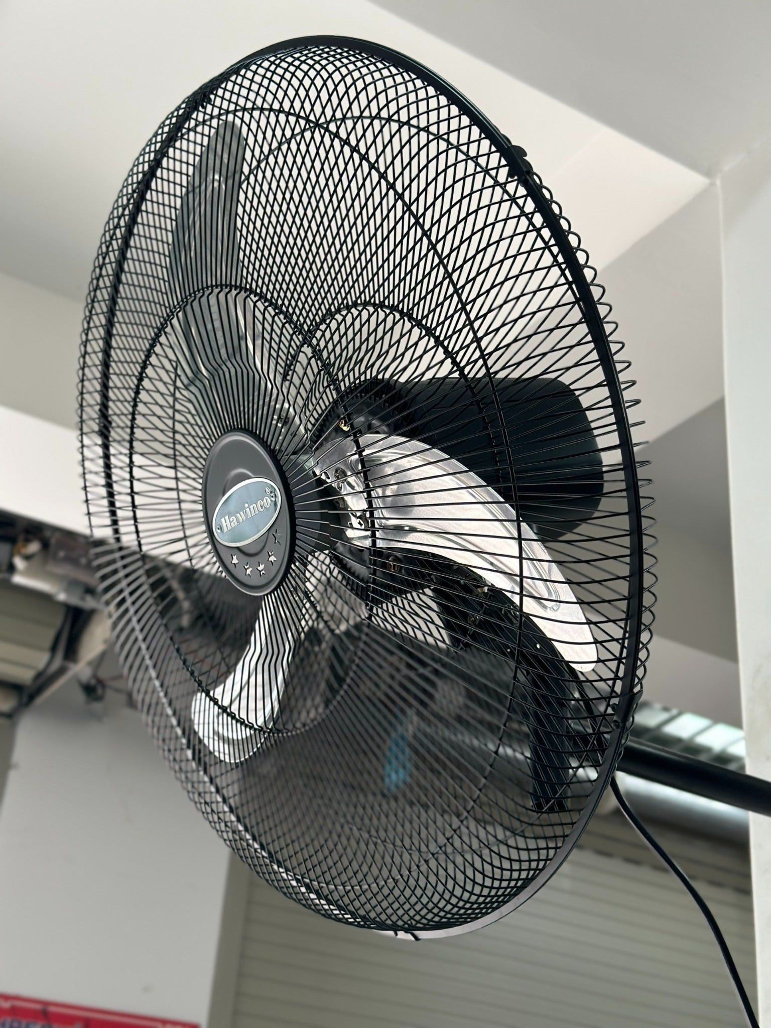 Quạt treo công nghiệp Hawin HW-750DC sải cánh 75cm - 275W (Có Remote)