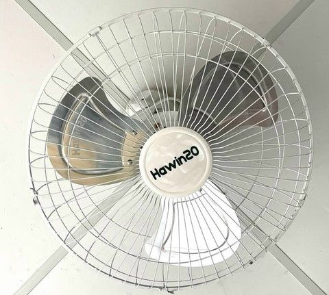 Quạt Đảo Trần Công Nghiệp Hawin HC20-40SM - Trắng - 99W