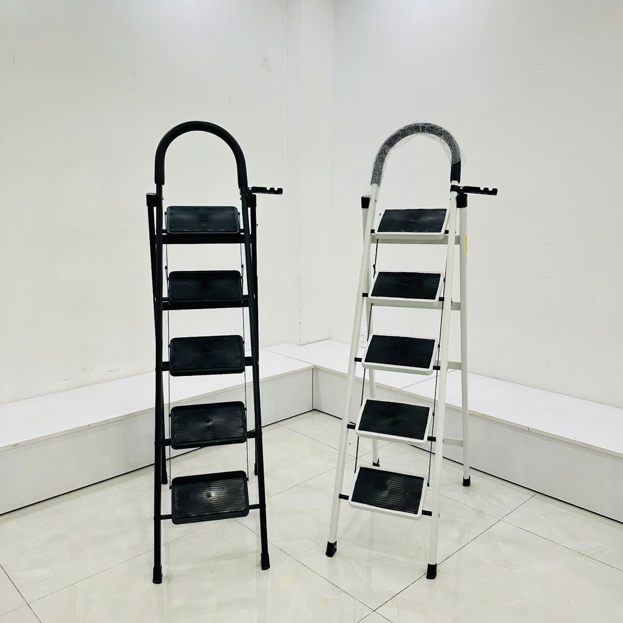 Thang ghế gia đình 5 bậc SUMIKA A305, chiều cao 117cm