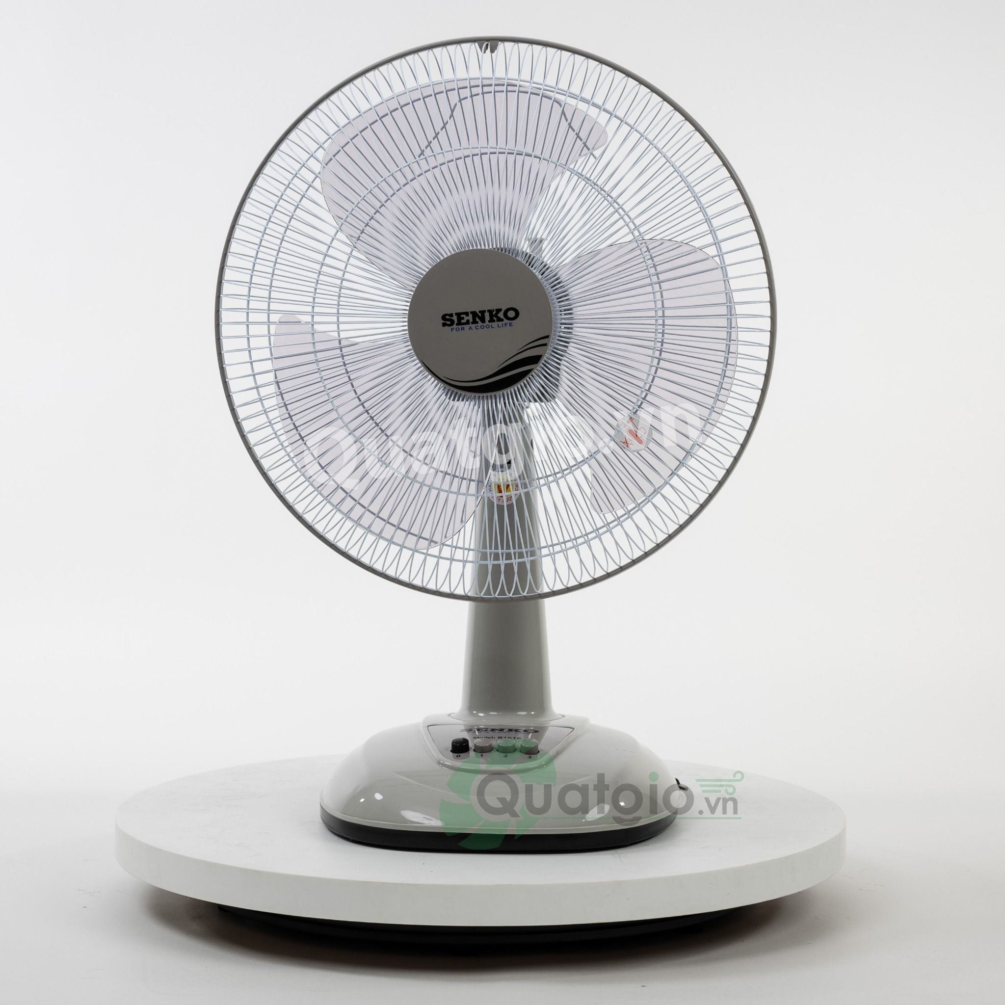 Quạt bàn Senko B1616 47W - Nút nhấn