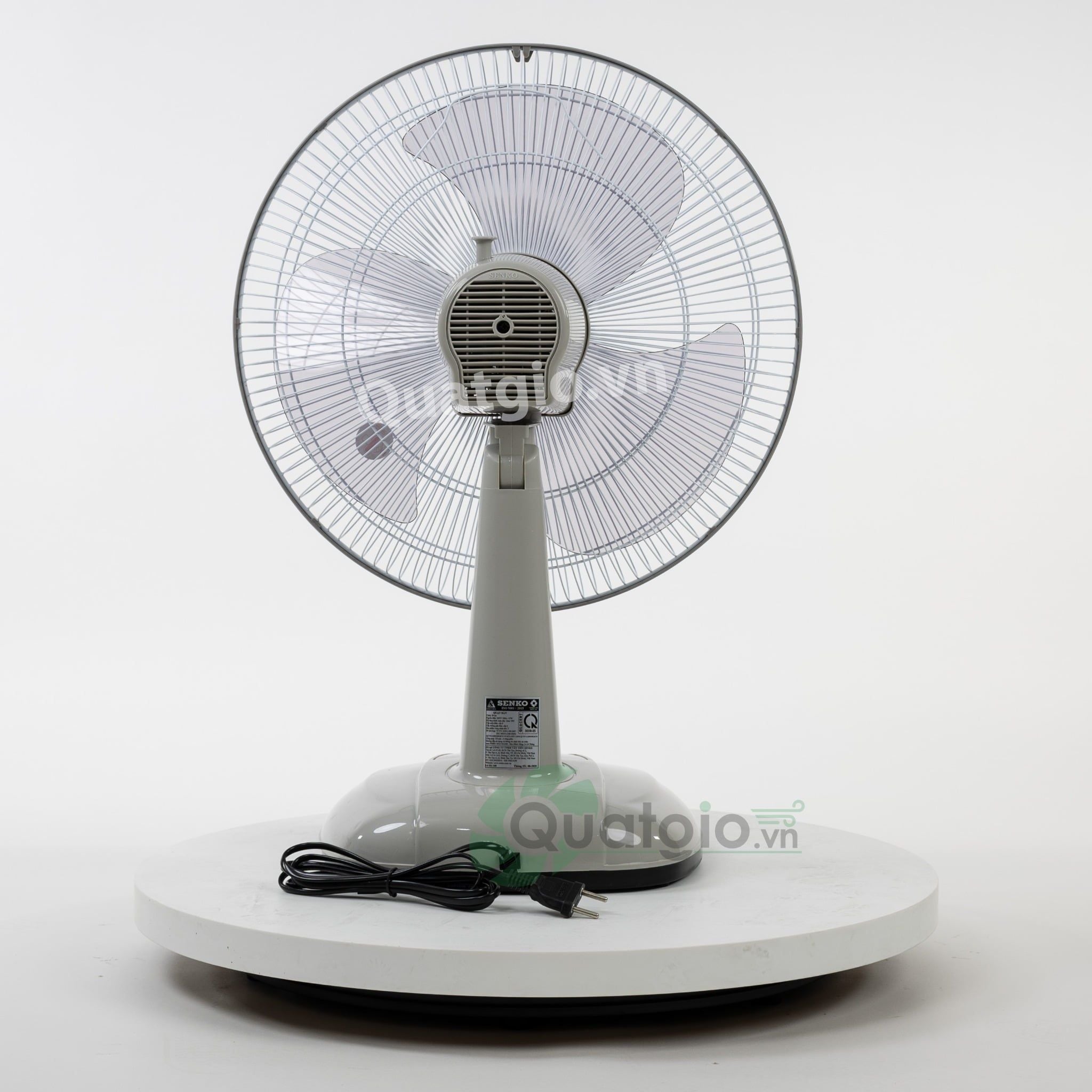 Quạt bàn Senko B1616 47W - Nút nhấn