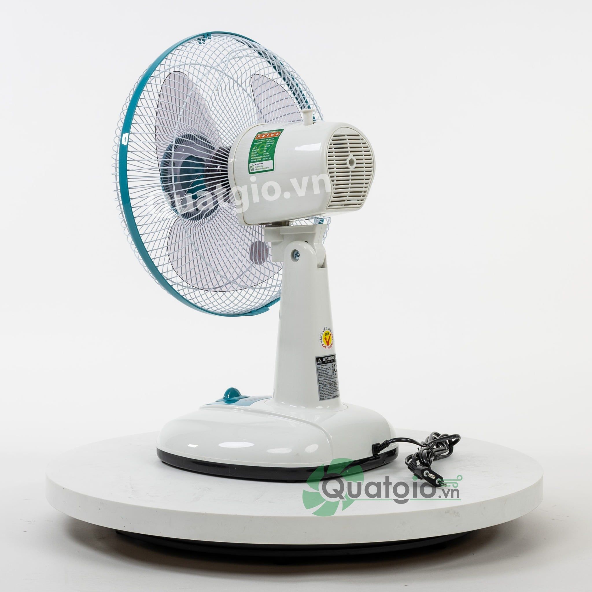 Quạt bàn Senko B1213 40W - Nút vặn