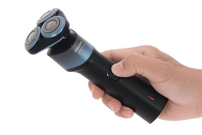 Máy cạo râu khô và ướt Philips X5006/00
