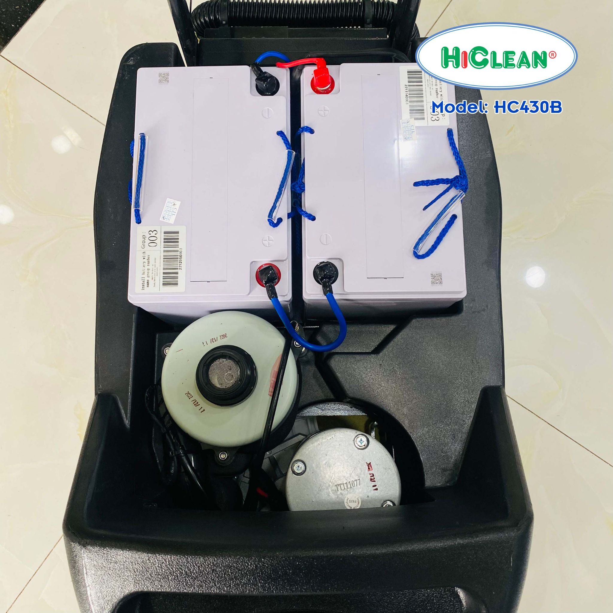 Máy Chà Sàn Liên Hợp Dùng Bình HiClean HC430B