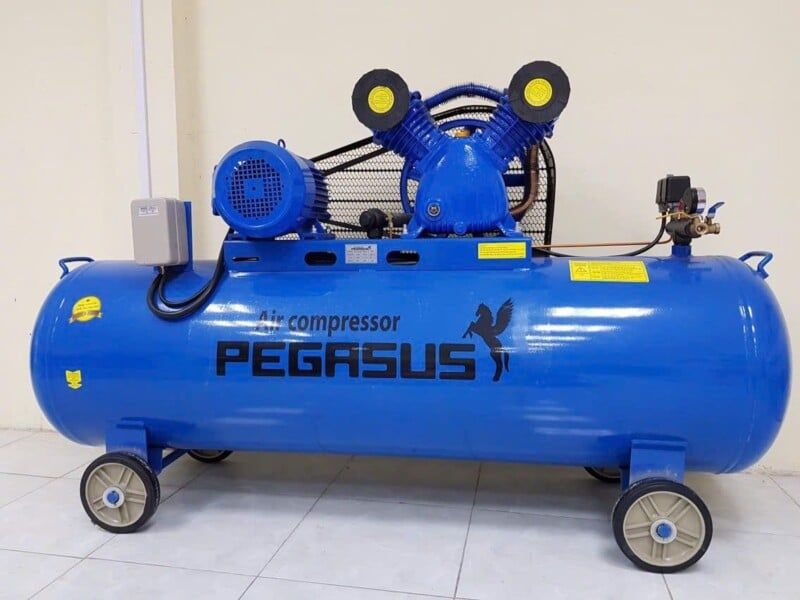 Nén khí Pegalion Model TM-W-0.6/8-230L (380V) 5.5Hp, 230 Lít, Áp 8