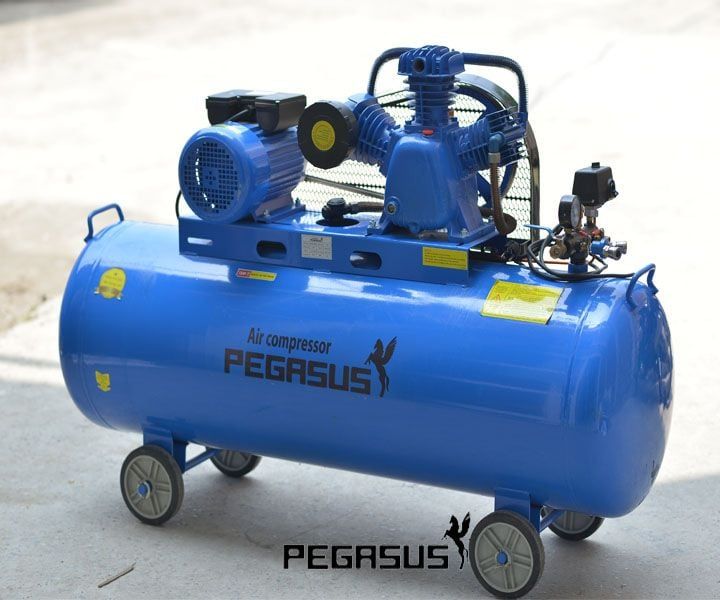 Máy nén khí dây đai Pegasus 4hp TM-W-0.36/8-180L (220V)