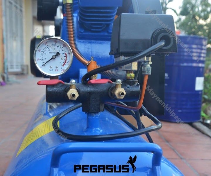 Máy nén khí Pegasus 120L TM-V-0.36/8 220V