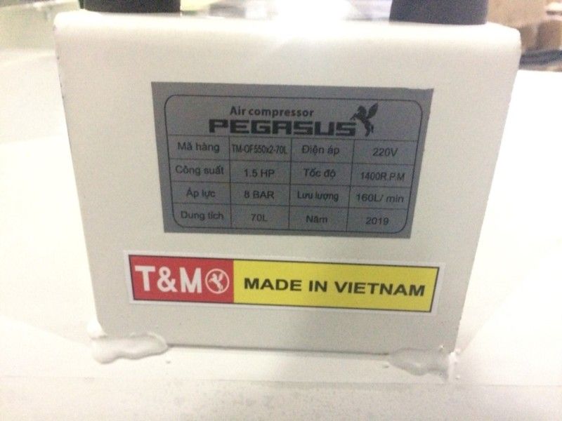 Máy nén khí Pegasus TM-OF550*2-70L