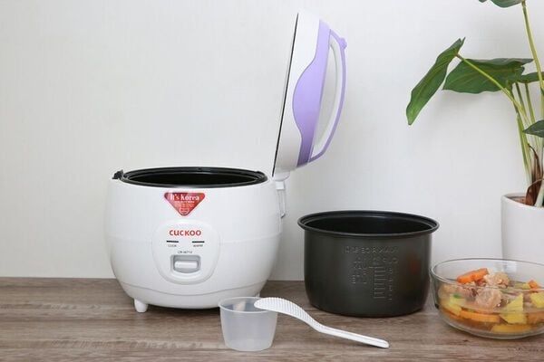 Nồi cơm điện Cuckoo CR-0671/VWVNCV 1.0L