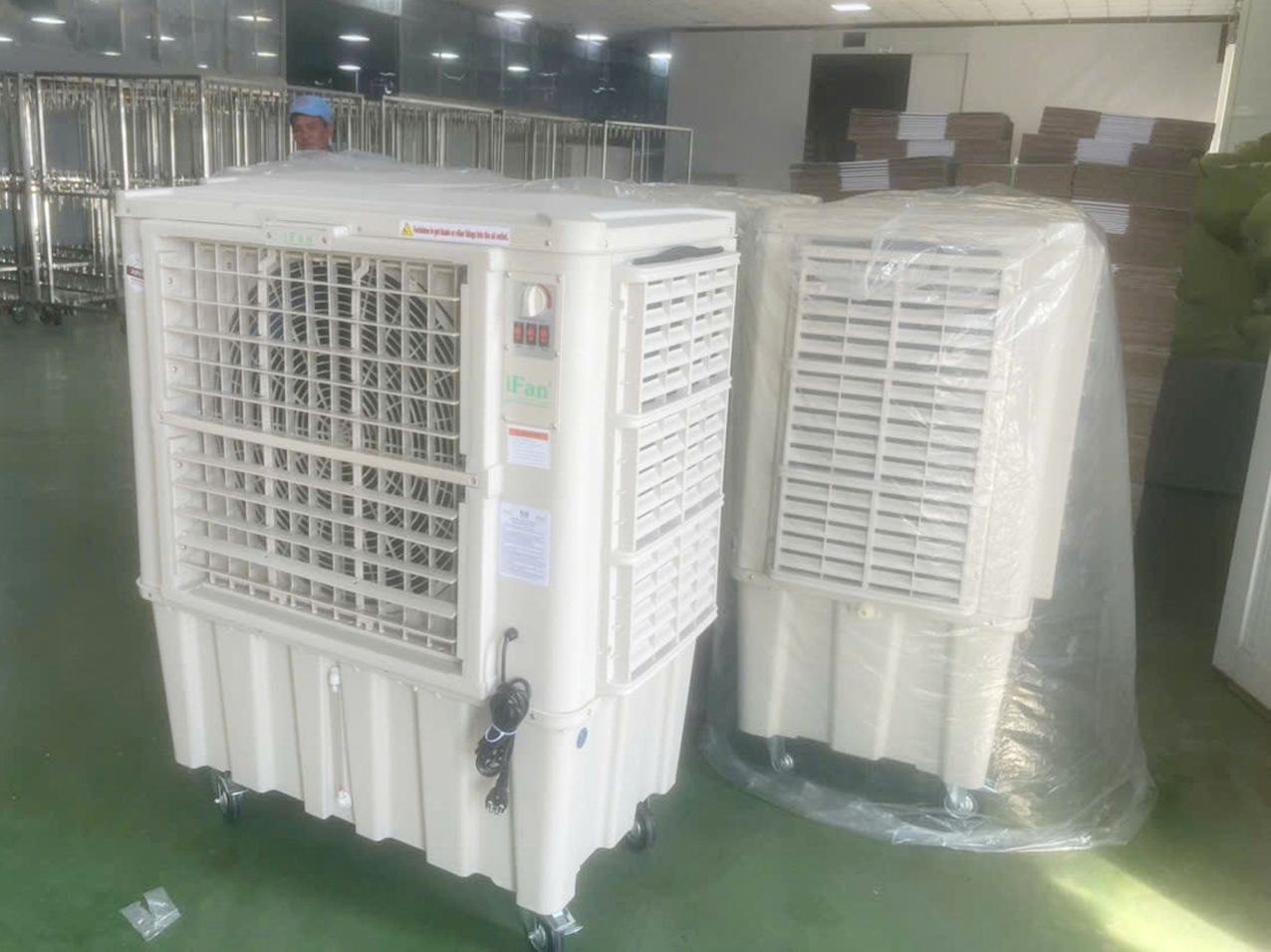 Máy làm mát công nghiệp Ifan-16000A công suất 900W