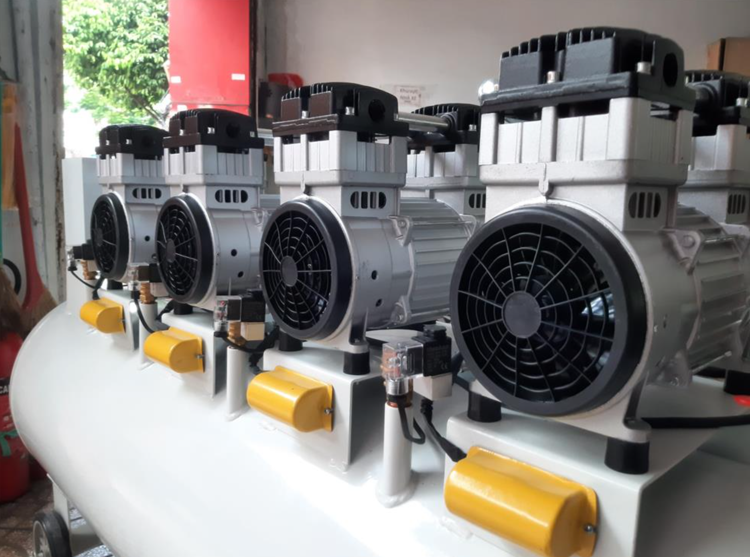 MÁY NÉN KHÍ KHÔNG DẦU GIẢM ÂM PEGASUS TM-OF1100X4-500L