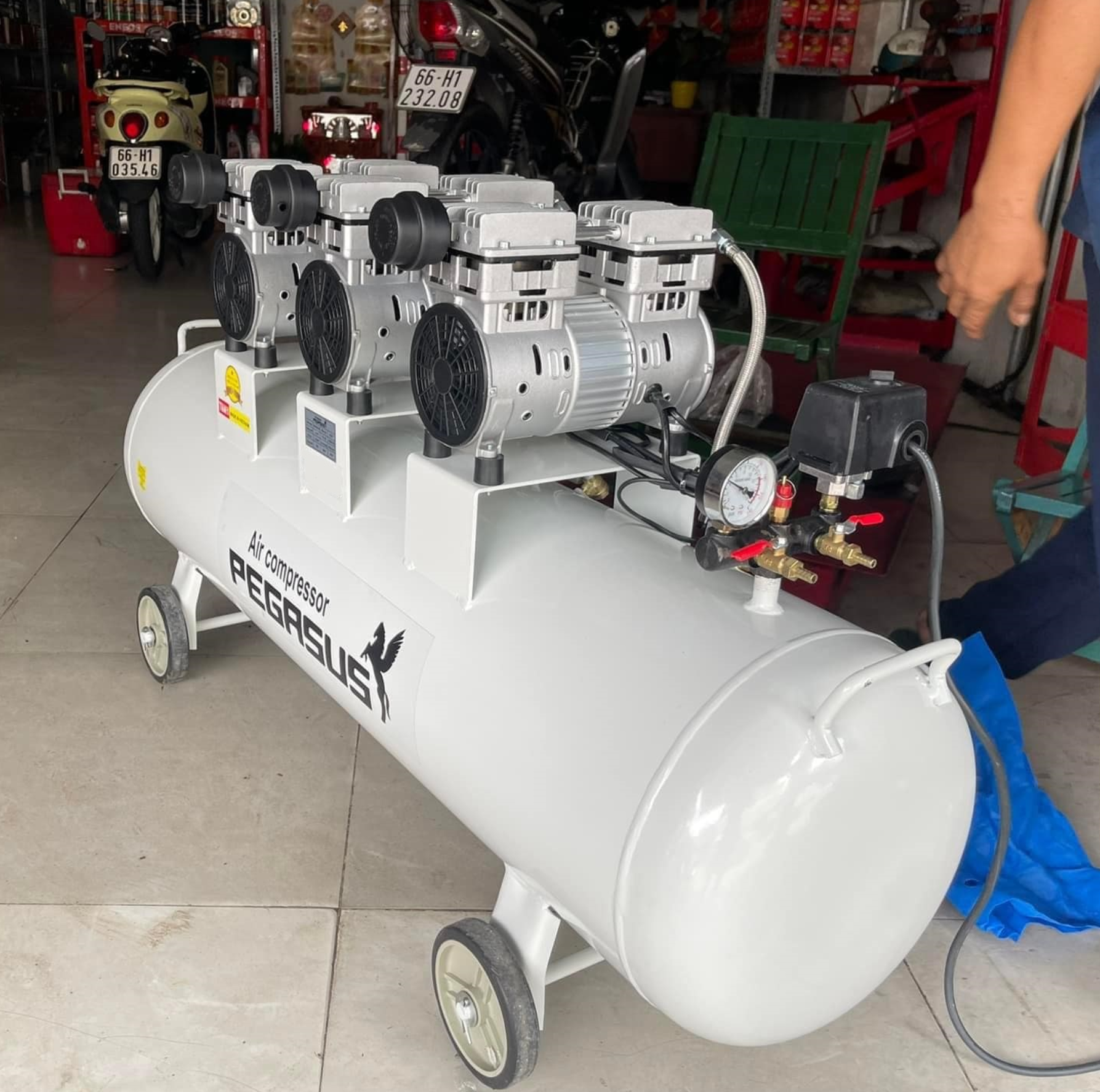 MÁY NÉN KHÍ KHÔNG DẦU,GIẢM ÂM PEGASUS TM-OF750x3 - 120L
