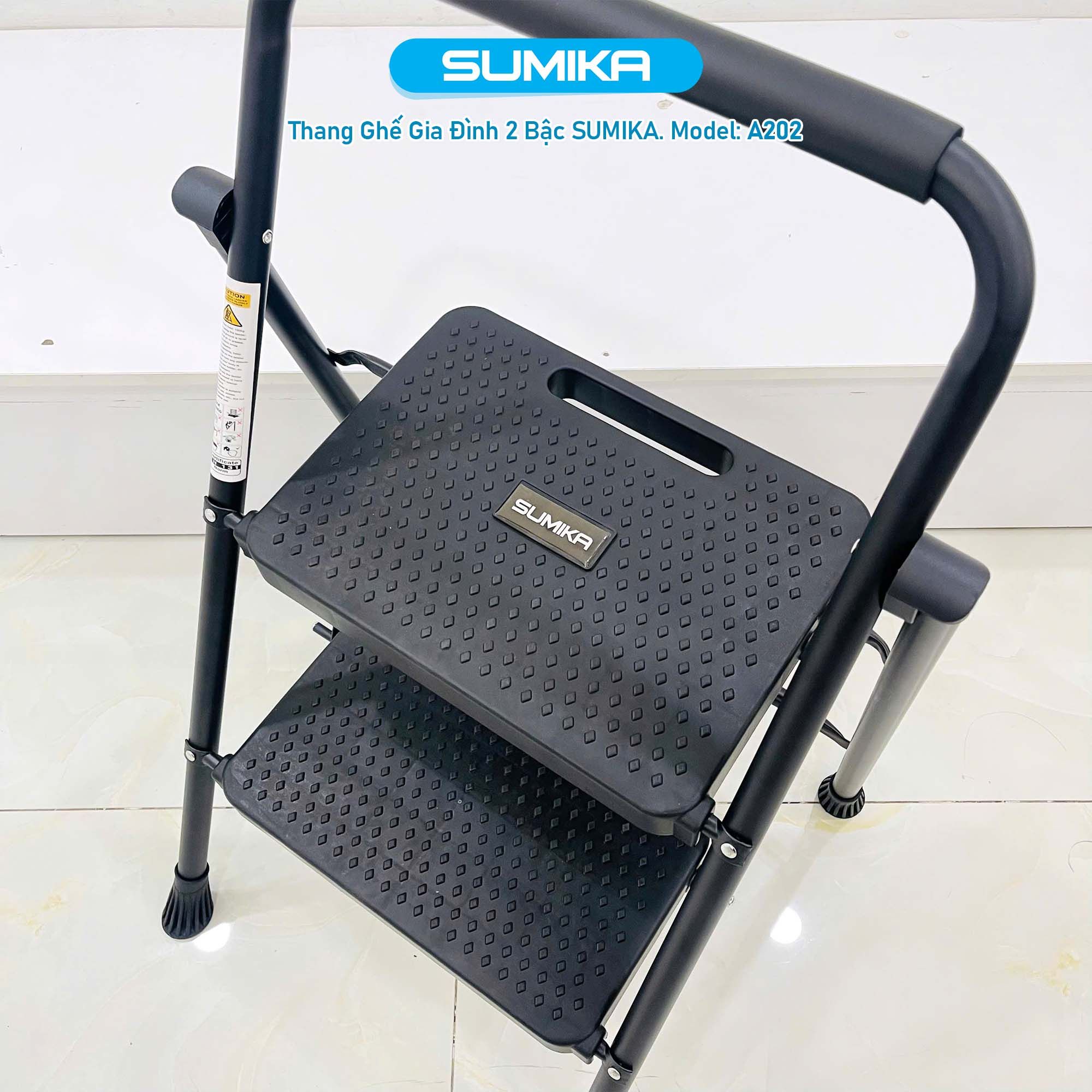 Thang ghế gia đình 2 bậc SUMIKA A202 (Màu Đen), chiều cao 46cm