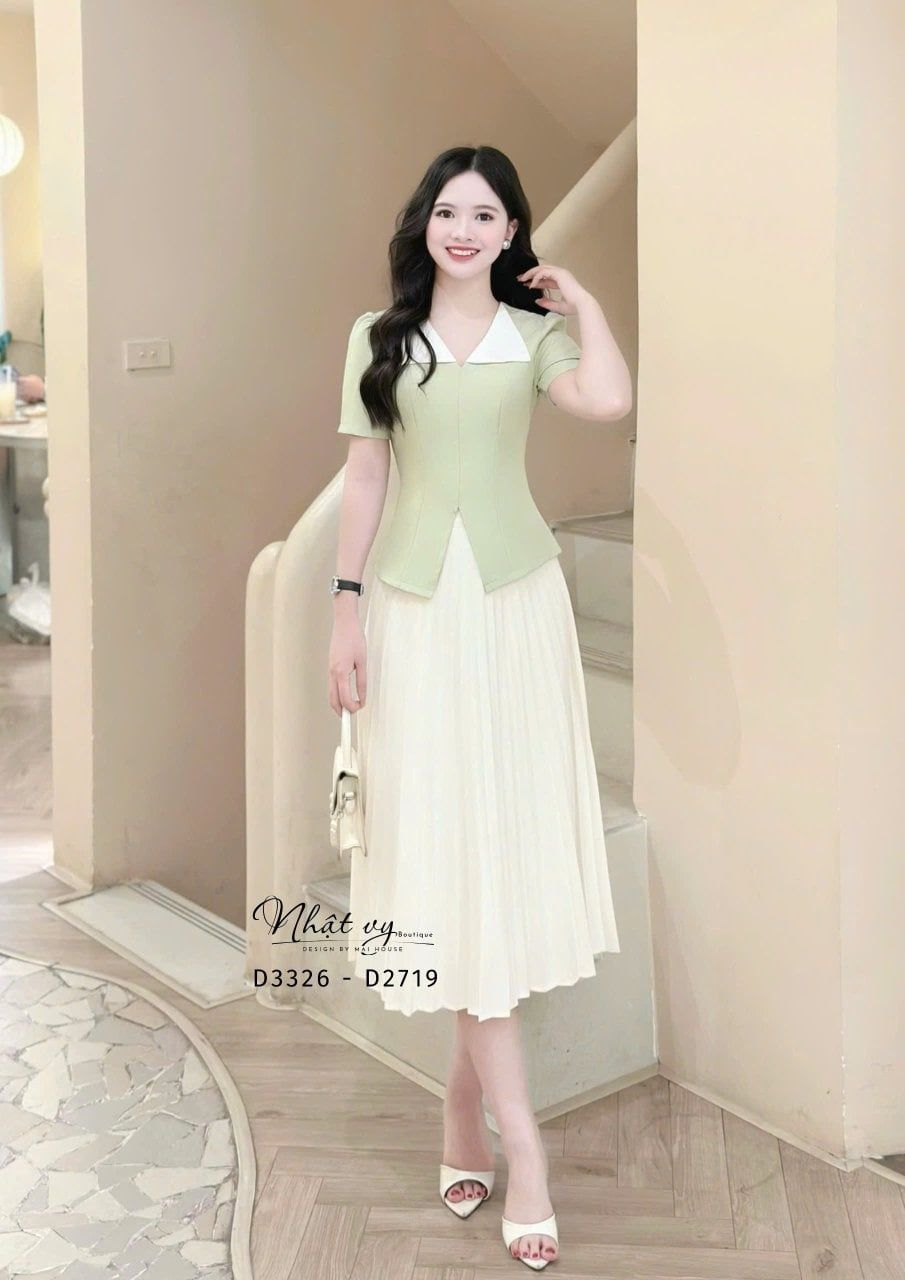  Áo cổ V phối bèo cổ form dáng ôm - D3326 