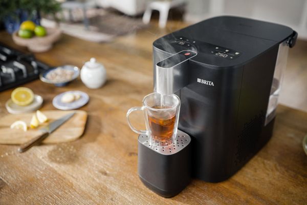 Bình lọc nước nóng lạnh BRITA YOURCE Cool Black 5.3L (có sẵn 1 lõi lọc Maxtra Pro 150L)