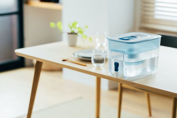 Bình lọc nước BRITA Flow 8.2L (có sẵn 1 lõi lọc Maxtra Pro 150L)