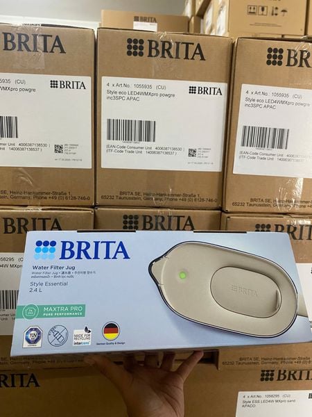 Bình lọc nước BRITA Style Essential Sand 2.4L (có sẵn 1 lõi lọc Maxtra Pro 150L)