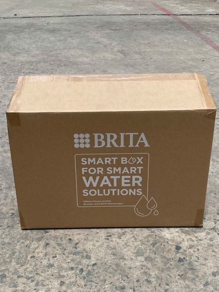 Bình lọc nước nóng lạnh BRITA YOURCE Cool Black 5.3L (có sẵn 1 lõi lọc Maxtra Pro 150L)