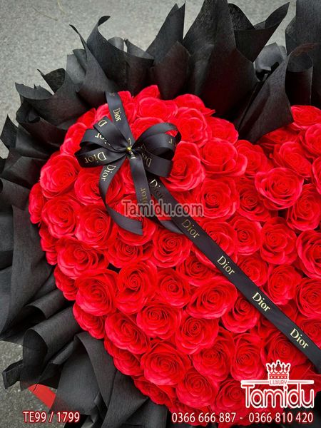 Red Rose Heart - 99 bông hồng đỏ Ecuador cao cấp