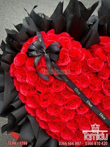 Red Rose Heart - 99 bông hồng đỏ Ecuador cao cấp