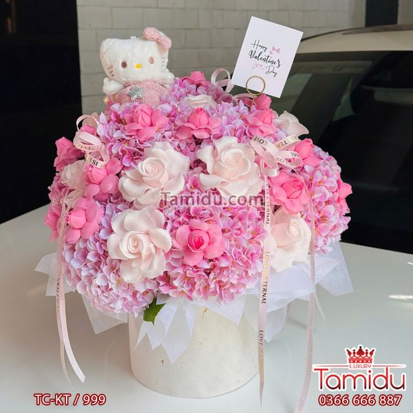 Hello Kitty x Hoa Tú Cầu Lụa x Hoa Hồng Sáp