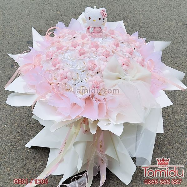 Bó Hoa Sáp Hồng Pastel Kèm Gấu Kitty – Món Quà Ngọt Ngào Dành Tặng Người Thương