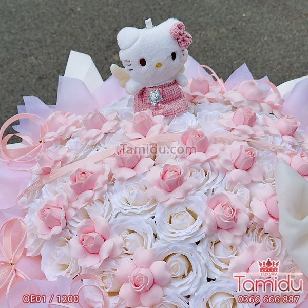 Bó Hoa Sáp Hồng Pastel Kèm Gấu Kitty – Món Quà Ngọt Ngào Dành Tặng Người Thương