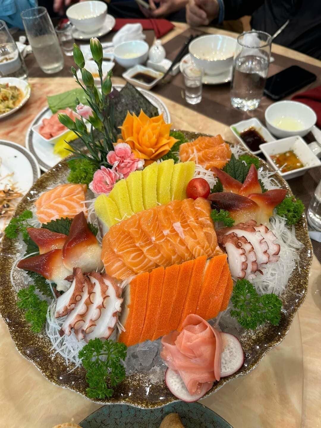 Lẩu Hoàng Minh - KĐT Nam Trung Yên