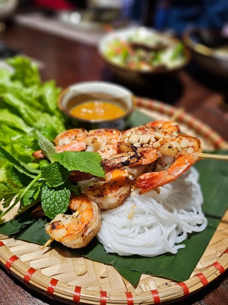 May De Cuisine - 107 Mã Mây