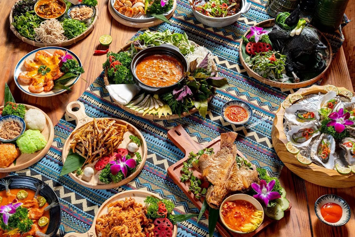 Bản Quán - 01 Nguyễn Thái Học