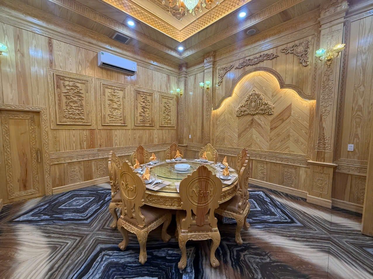 Nhà Hàng VSIP - 4/8F Bùi Hữu Nghĩa