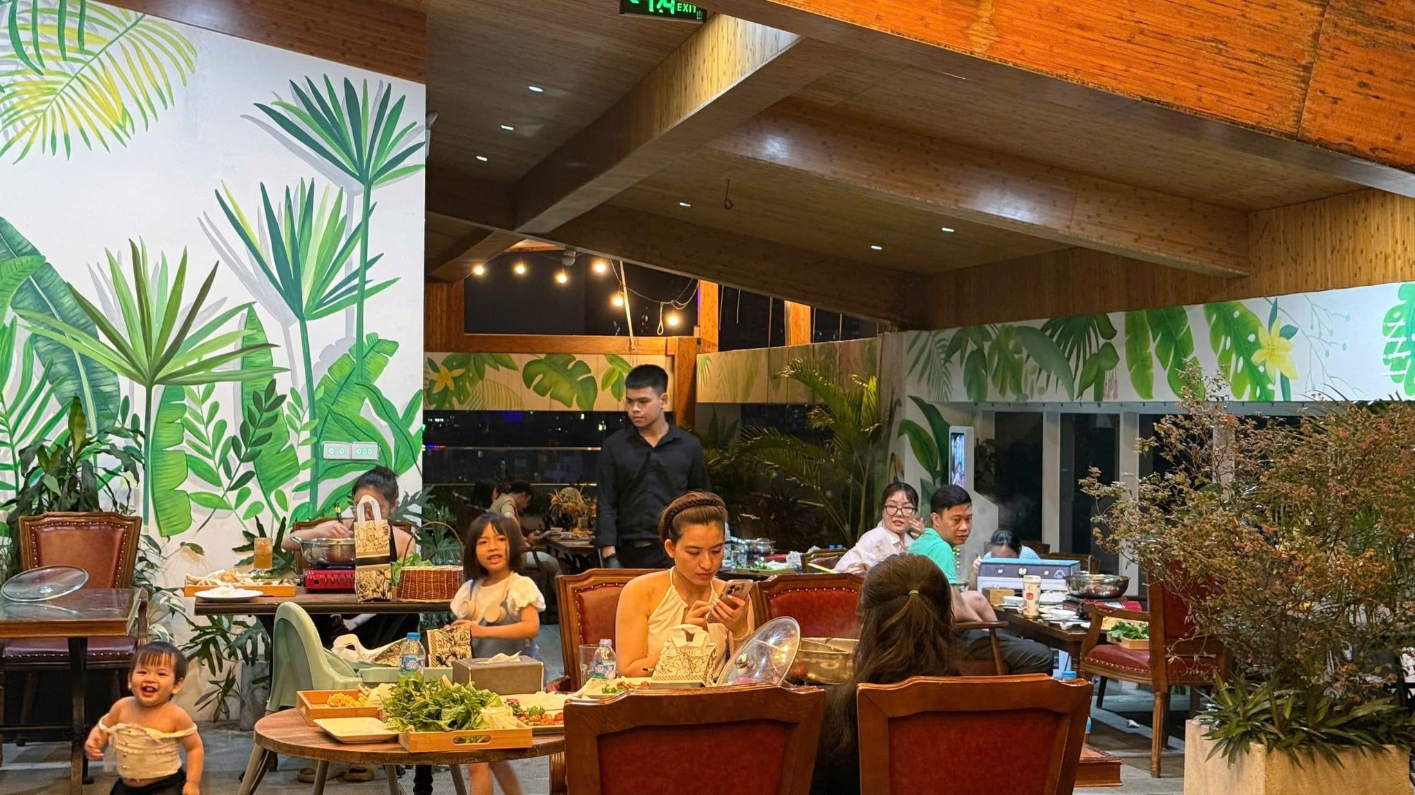 Nấm Kitchen - 98 Hoàng Quốc Việt