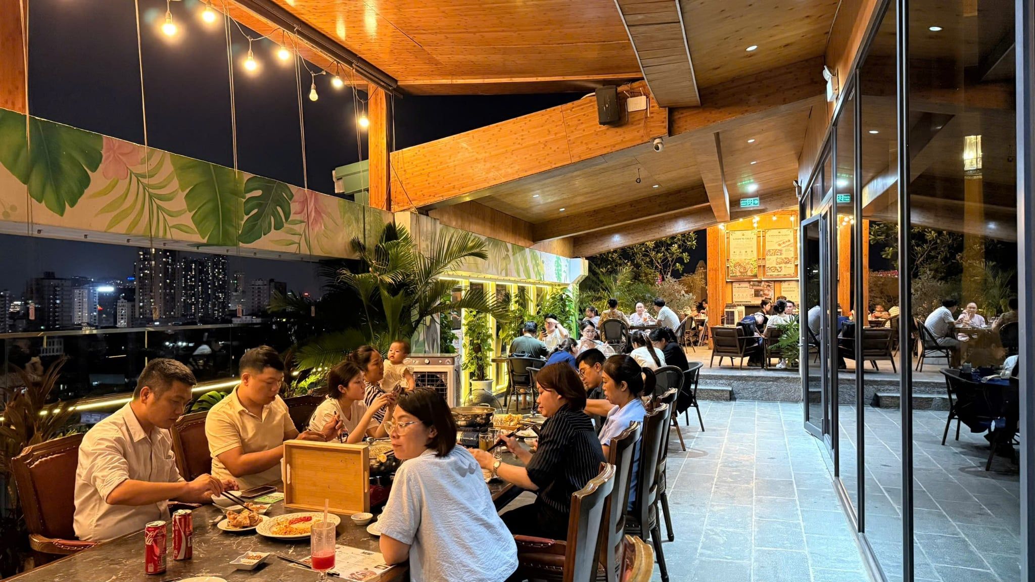 Nấm Kitchen - 98 Hoàng Quốc Việt