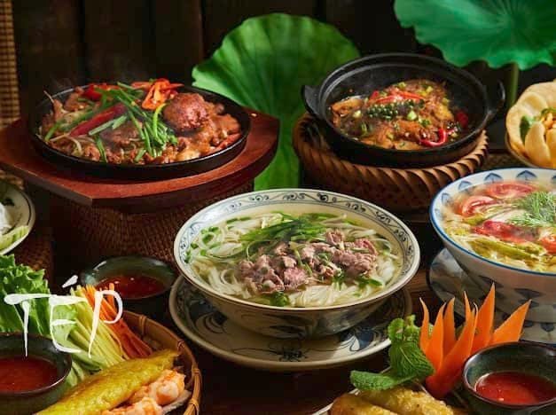 Tép Restaurant - 53 Hàng Gà