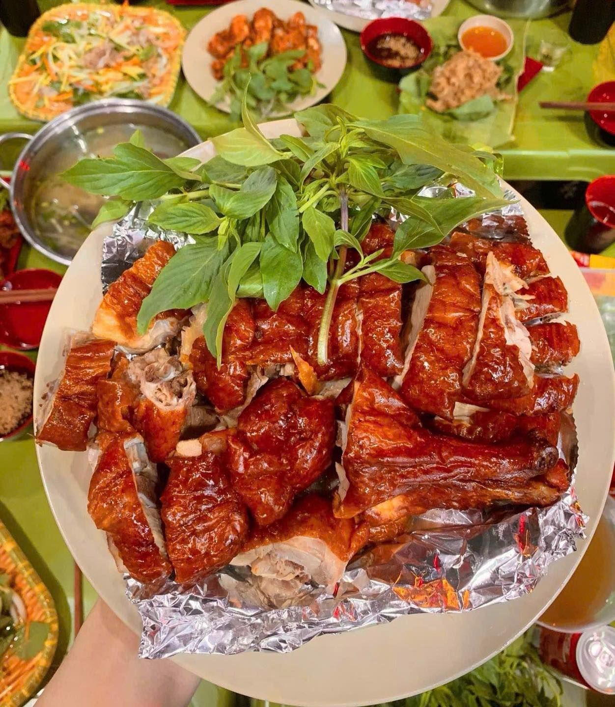 Khoa Ngan Xưa Và Nay - 15 Ngõ 15 Duy Tân