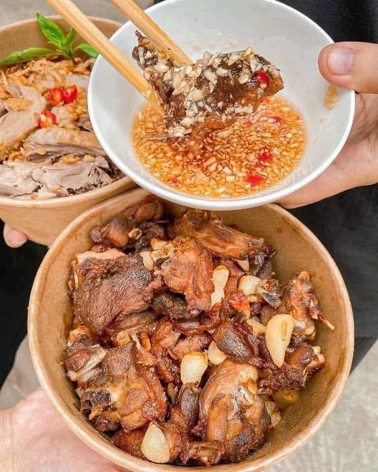 Khoa Ngan Xưa Và Nay - 15 Ngõ 15 Duy Tân