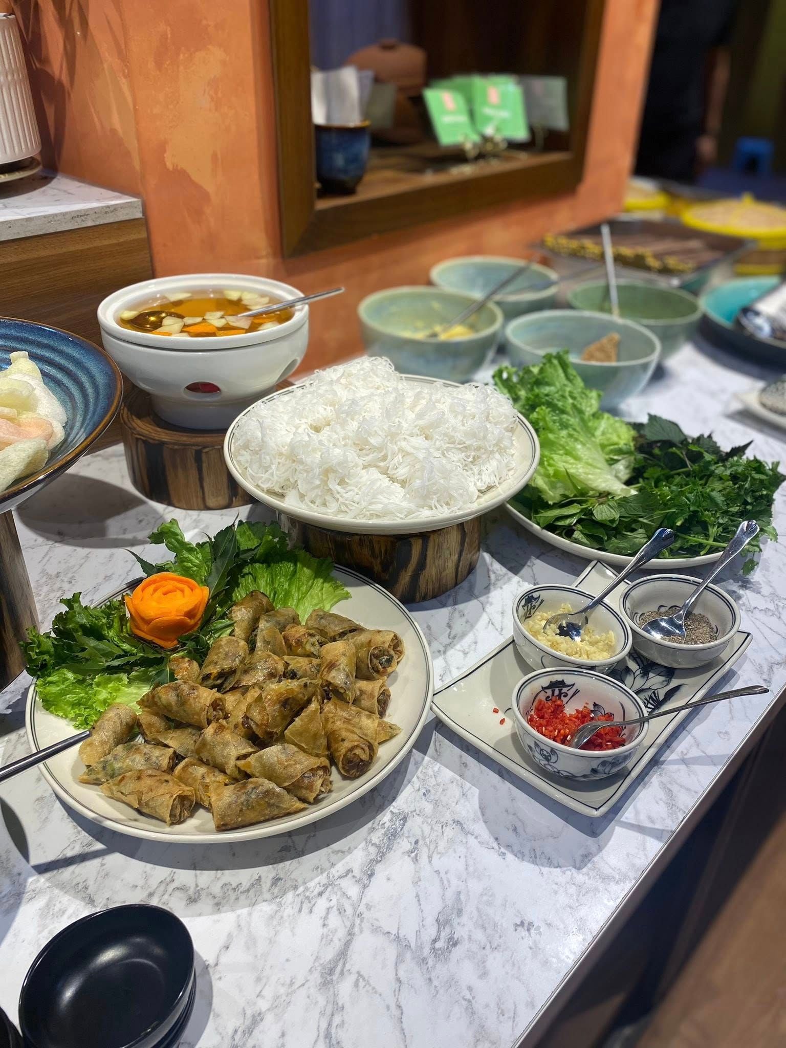 Chay Đàm Hoa - Green Park Dương Đình Nghệ